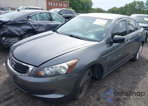 2010 Honda Accord 2.4 Lx z USA, uszkodzony, nr VIN 1HGCP2F32AA136407